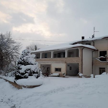 B&B Da Nonna Vincenza Vinchiaturo Buitenkant foto